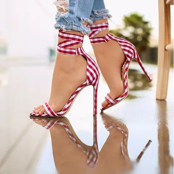 Mulheres Sandálias No Verão 2021 Novo Xadrez Peep Toe Alto Finas de Calcanhar Pulseira de Tornozelo Sandálias Lace-up de Borboleta, nó-Sapatos femininos
